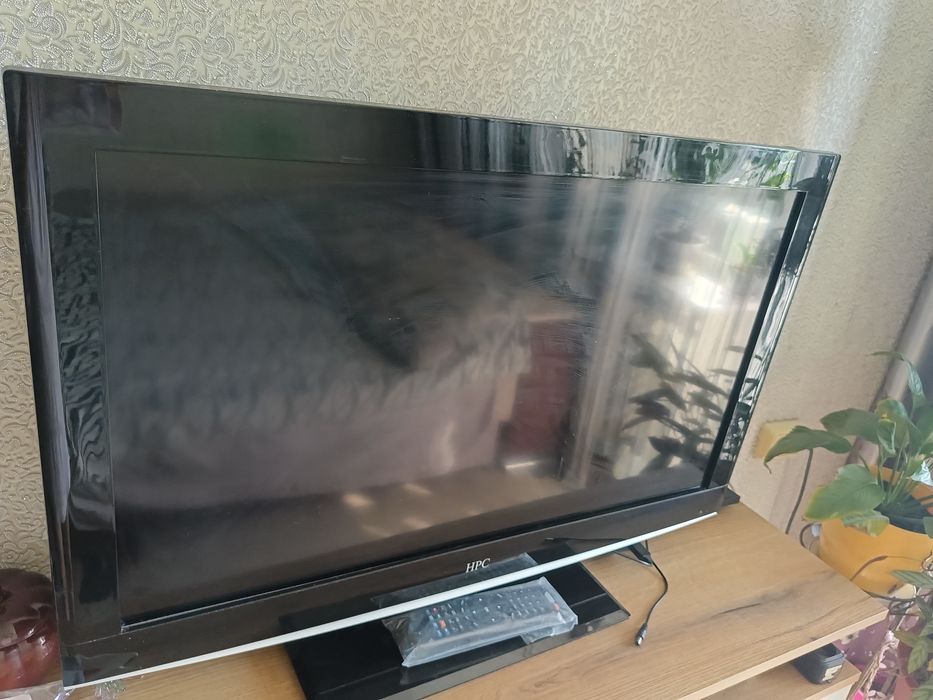 Продам телевізор 32"
