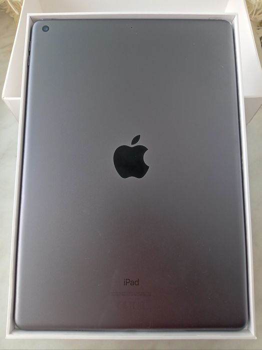 IPad 8 128 GB Wi Fi Space Gray Apple планшет