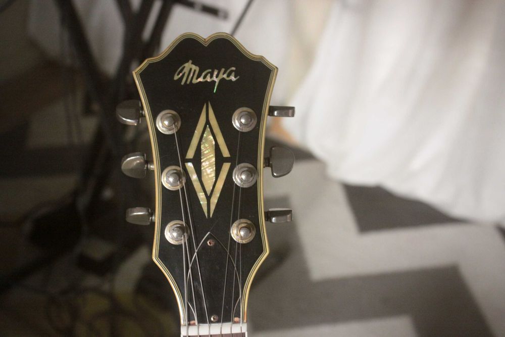 Guitarra LesPaul Maya