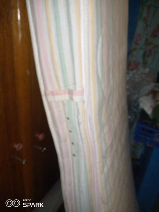 Віддам безкоштовно 2 матраци