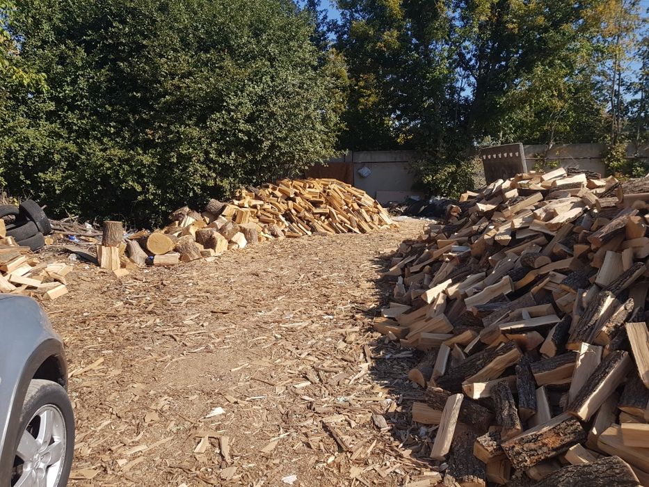 Дрова рубані,колоті.