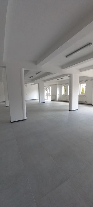 Atrakcyjny lokal do wynajęcia.