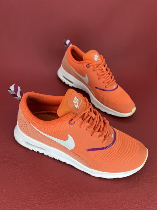 Кросівки жіночі 36,5р.  Nike Air Max Thea.