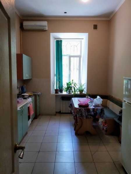 Аренда 121 м.кв. ул. Пастера, фасад.