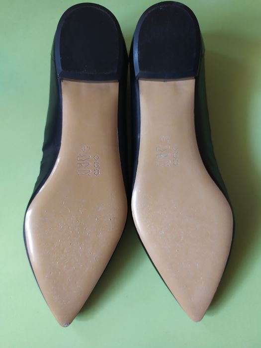 Балетки, туфли черные, зауженные 39-40