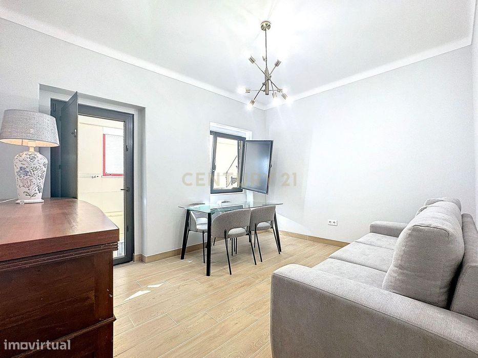 Apartamento T3 para arrendar a passos da praia