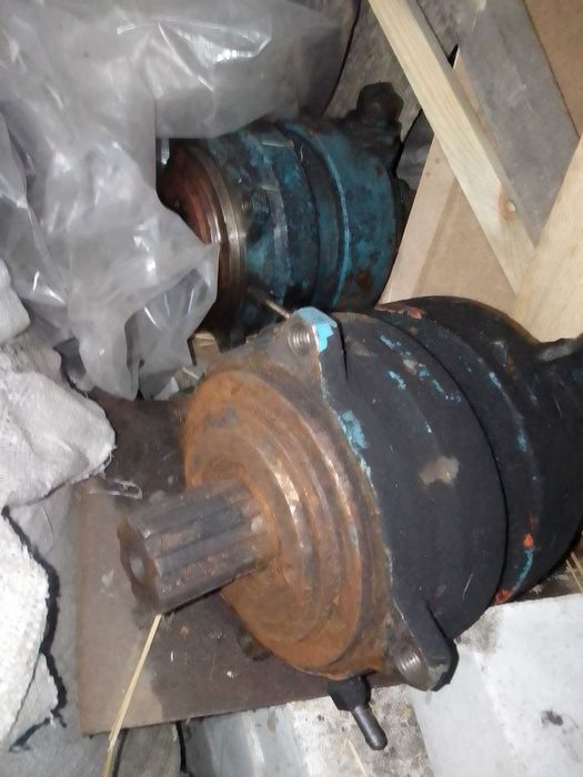 Продам Гідромотори 2шт