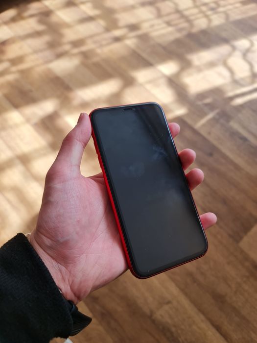 Обменяю IPhone 11 128gb