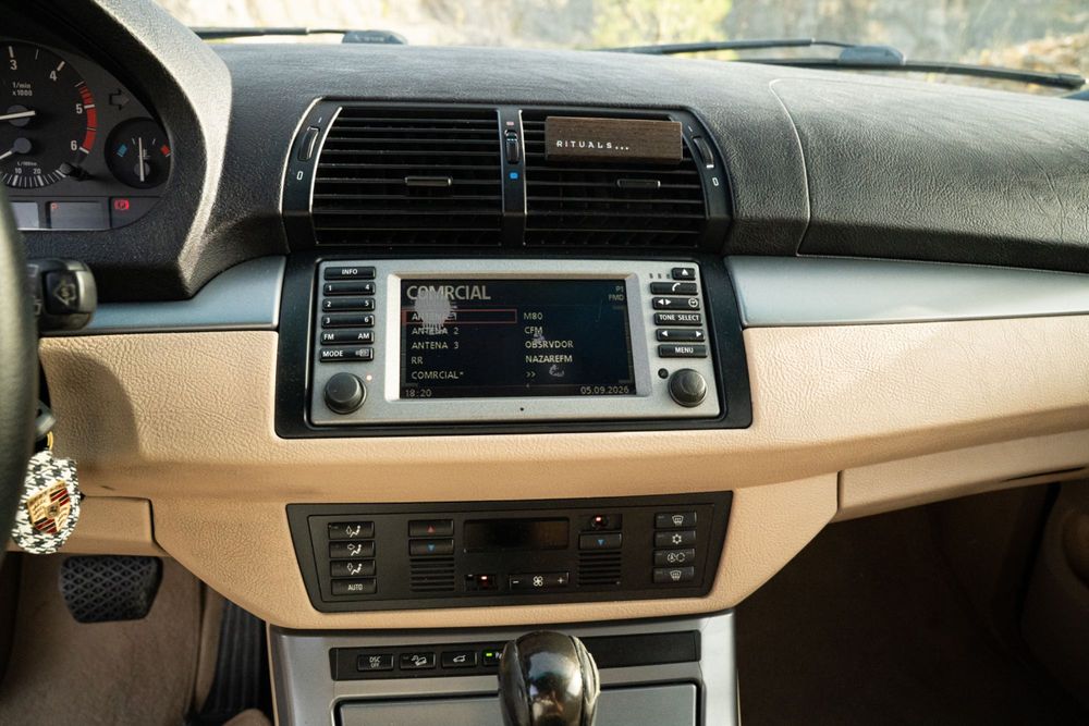 BMW X5 3.0D 218cv