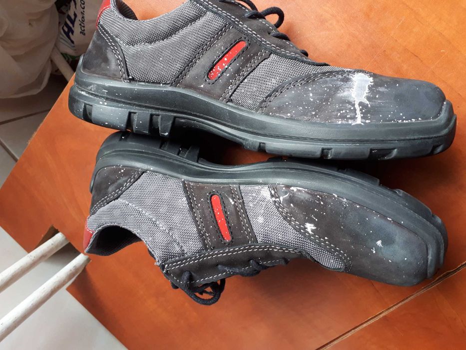 Buty ochronne robocze z podnoskiem do pracy nr 42