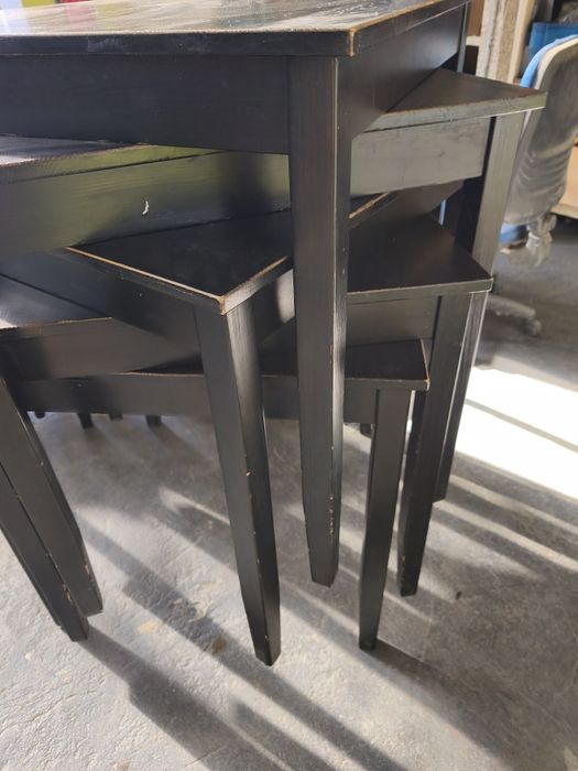 Vendo 6 mesas  quadradas