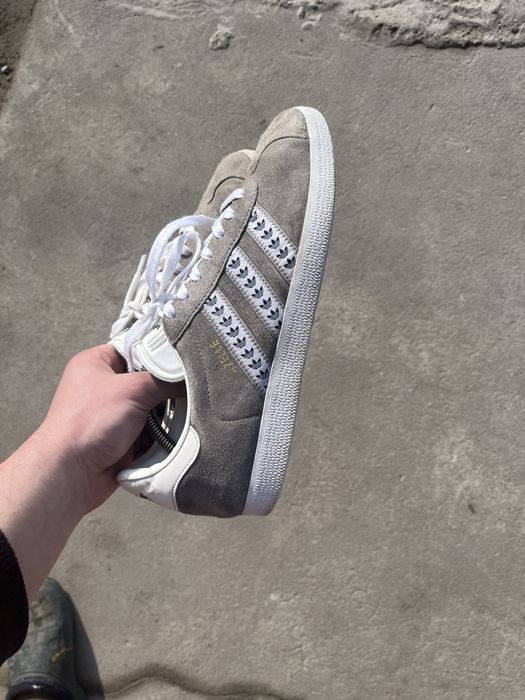 Gazelle Adidas 44 розмір