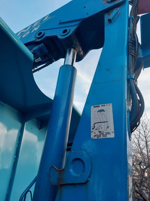 Продам Камаз 53229