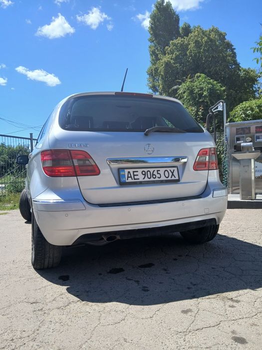 Продам мерседес В 180