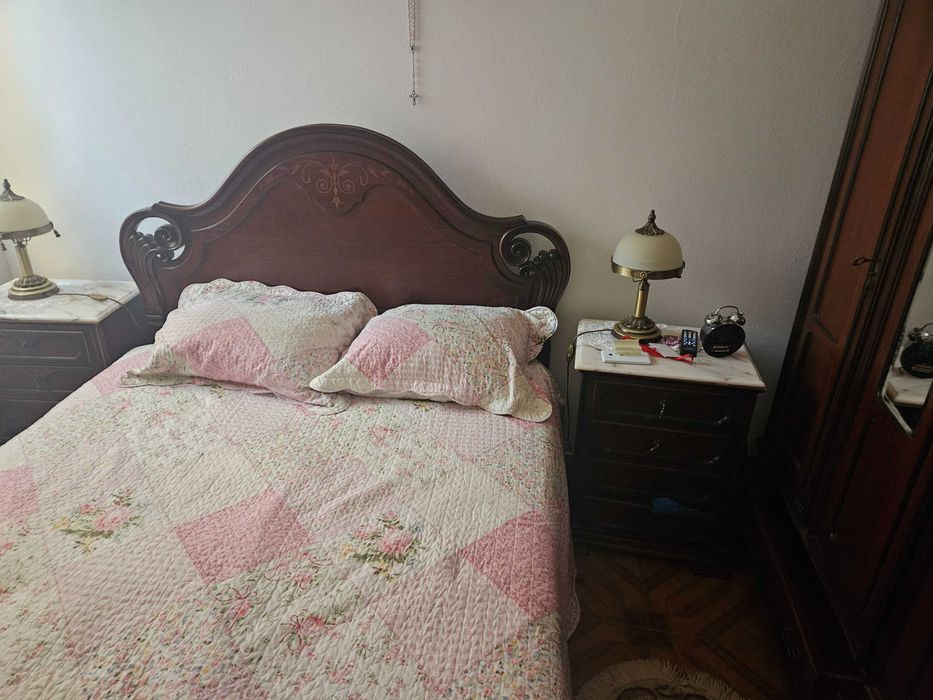 Mobilia de quarto casal completa
