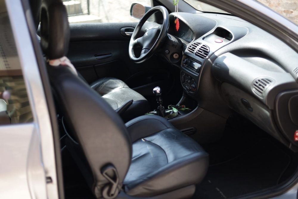 Peugeot 206 XS 1.4 Gasolina — photo 5