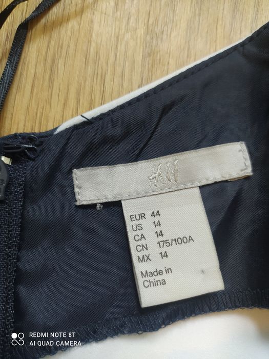 Интересное стрейчовое платье