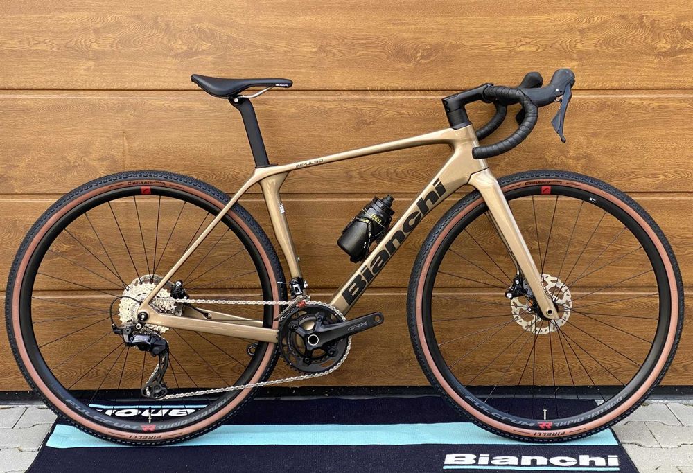 Rower gravelowy Bianchi Impulso Comp Gravel Carbon Złoty Shimano GRX