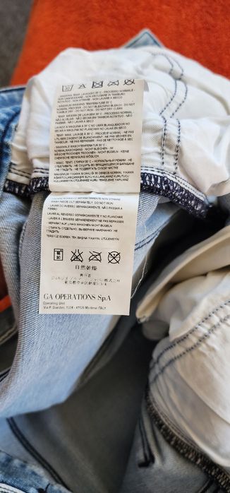 Джинсы Armani размер 31 рост 174- 178177 Оригинал