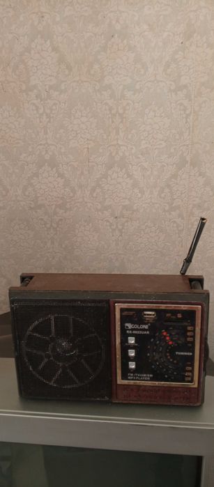 продам  Портативный радио приемник "GOLON" RX-9922 UAR USB FM и телек