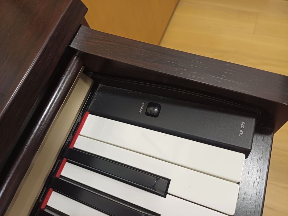 Piano Yamaha Clavinova CLP-320