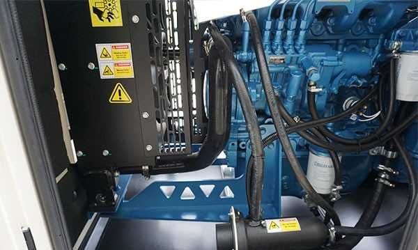 Gerador Industrial Trifásico 33kVA Great Tool by Baudouin