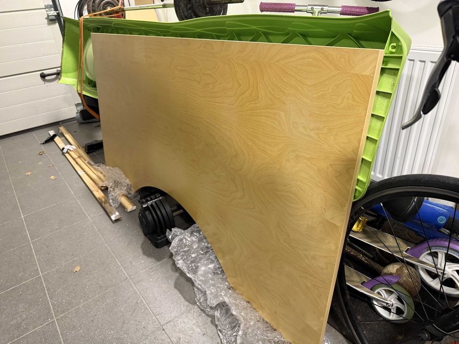 Blat biurka - duży - 180x90x2 z wcięciem o głębokości 20cm - fornir.