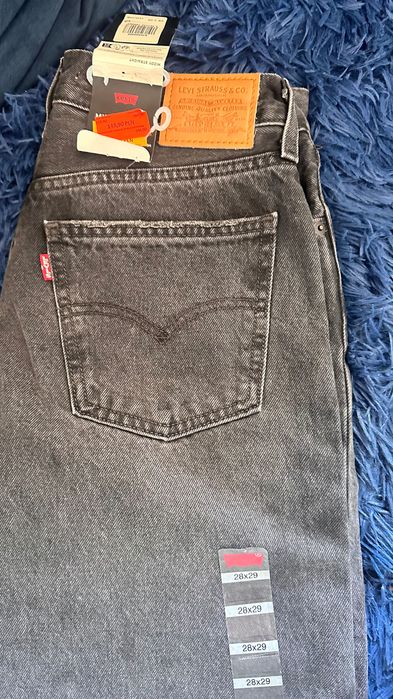 Jeansy Levi’s czarne – NOWE, rozmiar 28x29