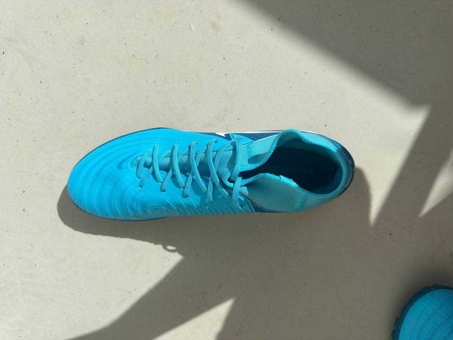 Nike Phantom Luna 2 Academy | T 45.5 | Chuteiras para relva | Caixa