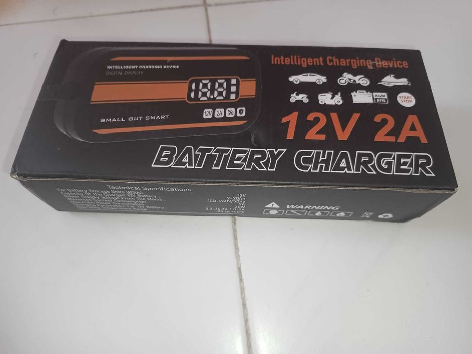 Carregador 12 volts ferramenta p/ emergências carro, mota, van, camião