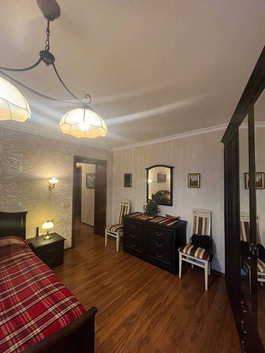 Неймовірна 3-кімнатна квартира в самому Центрі !