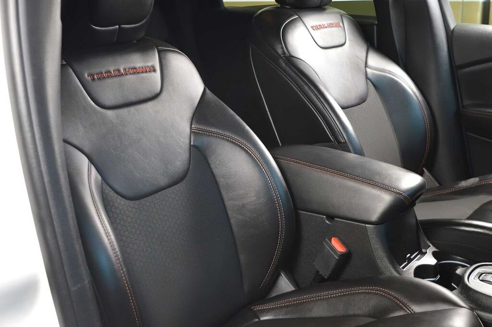 Jeep Cherokee      2019