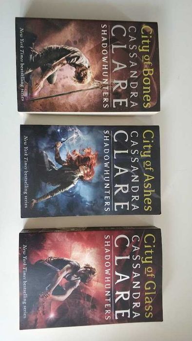 Cassandra Clare - Shadowhunters - City of bones/Ashes/Glass (3 Livros)