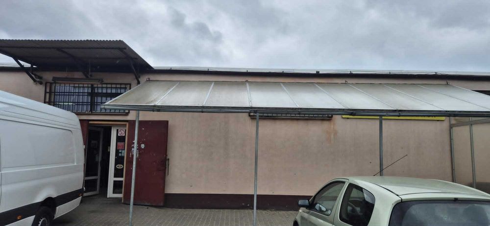 Sprzedam dwa budynki magazynowe+biura 895m2 Magazyny
