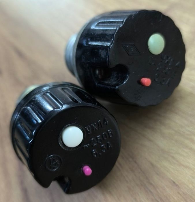 Пробки автомати автоматичний вимикач