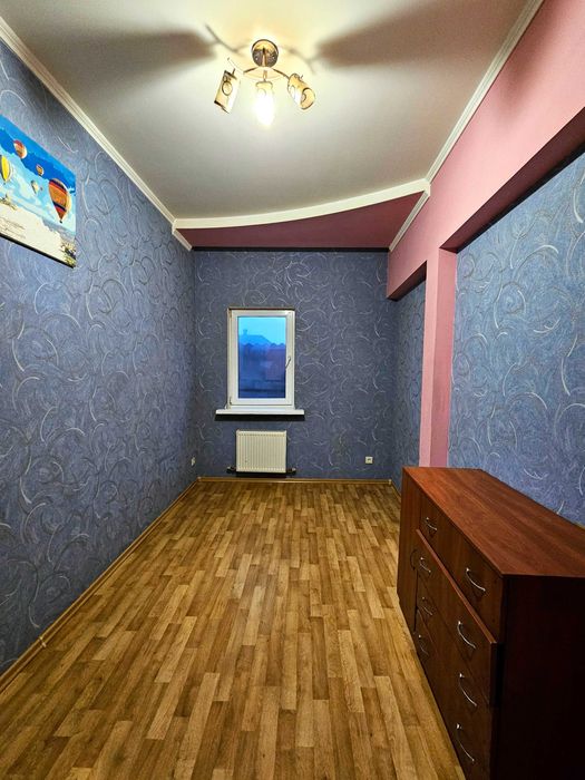 Продам будинок з ремонтом у Діївці-1. Асфальтована дорога. Автономка.