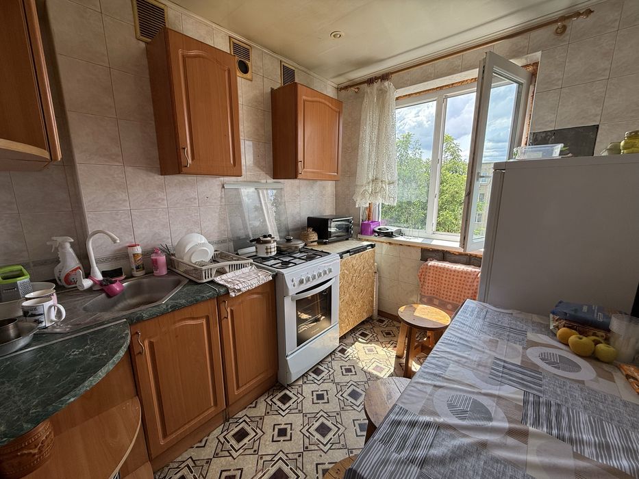 Продам 1 комнатную квартиру на Салтовке