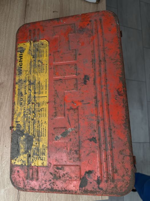 pistolet do osadzania gwozdzi osadzak gwozdziarka Hilti Dx300