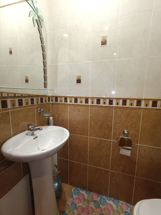 Продам 2 -х ком.кв в центре города с автономным отоплением 96 квартал