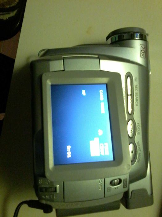 Відеокамера  Canon MV830