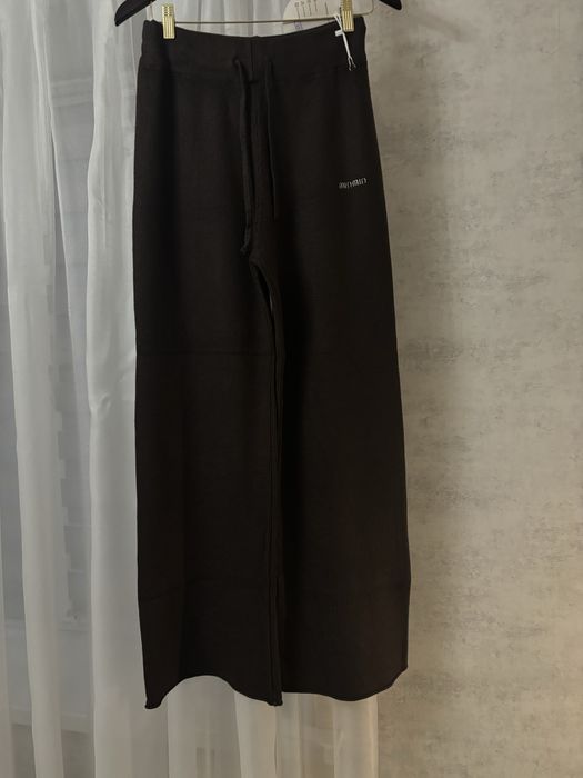 Шоколадні жіночі трикотажні штани