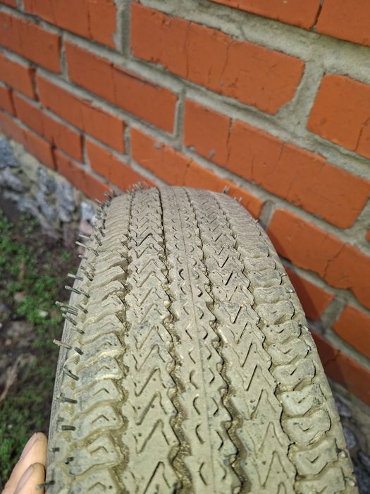 Продам шину с диском