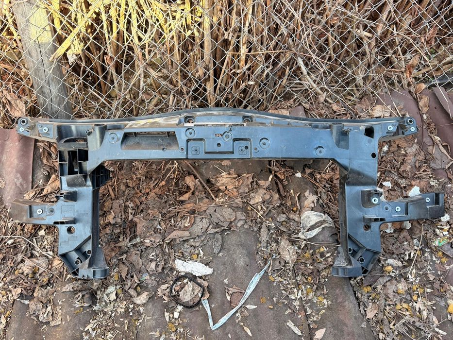 Передняя панель Sprinter 907 910