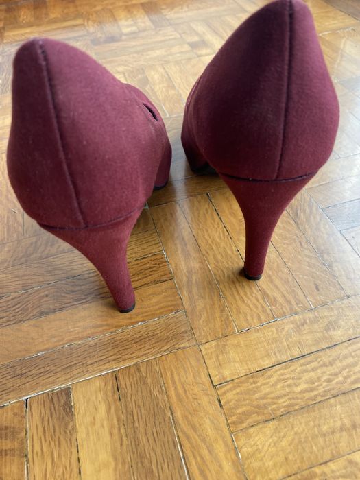 Sapatos bordeaux