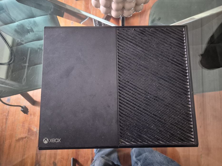 Xbox one 500gb sem comando