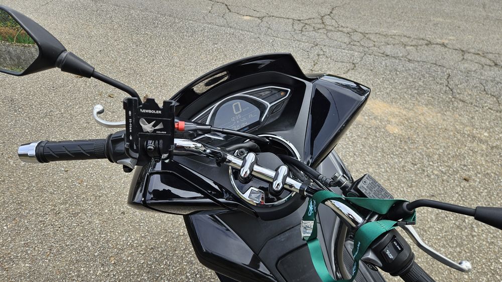 Honda PCX 125 ano  2019  Muito bem cuidada,econômica pronta para rodar