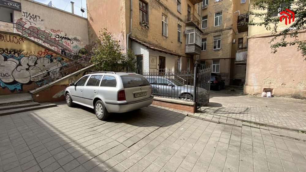 Продаж приміщення по вул.Гузара