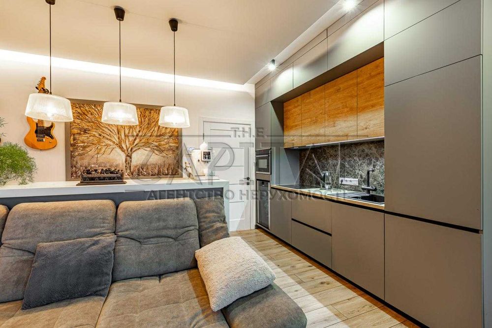 АВТОНОМНИЙ! Будинок з басейном в хуторі Тарасівці с. Старі Безрадичі