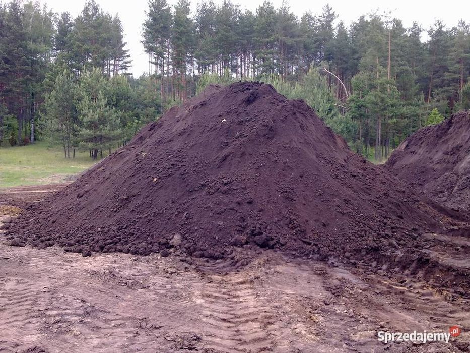 Gruzobeton czarnoziem ziemia gruz kruszony , żwir ...