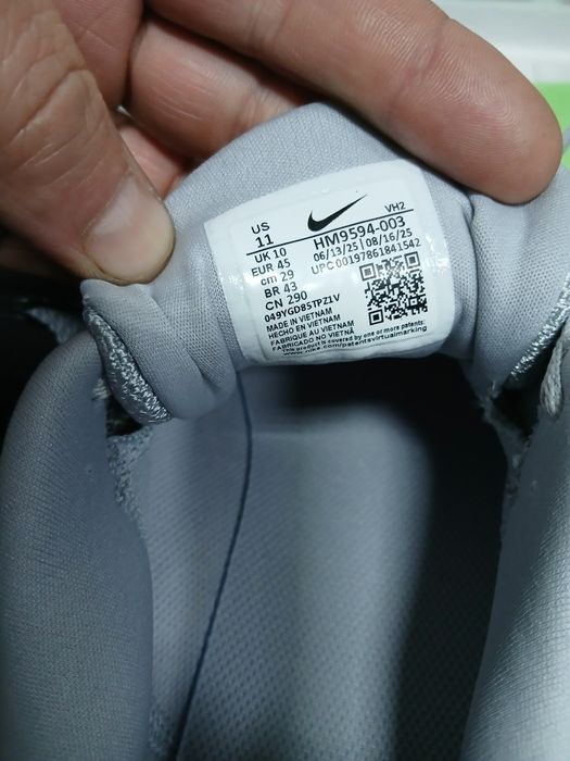 Чоловічі кросівки для бігу Nike Run Defy HM9594-003